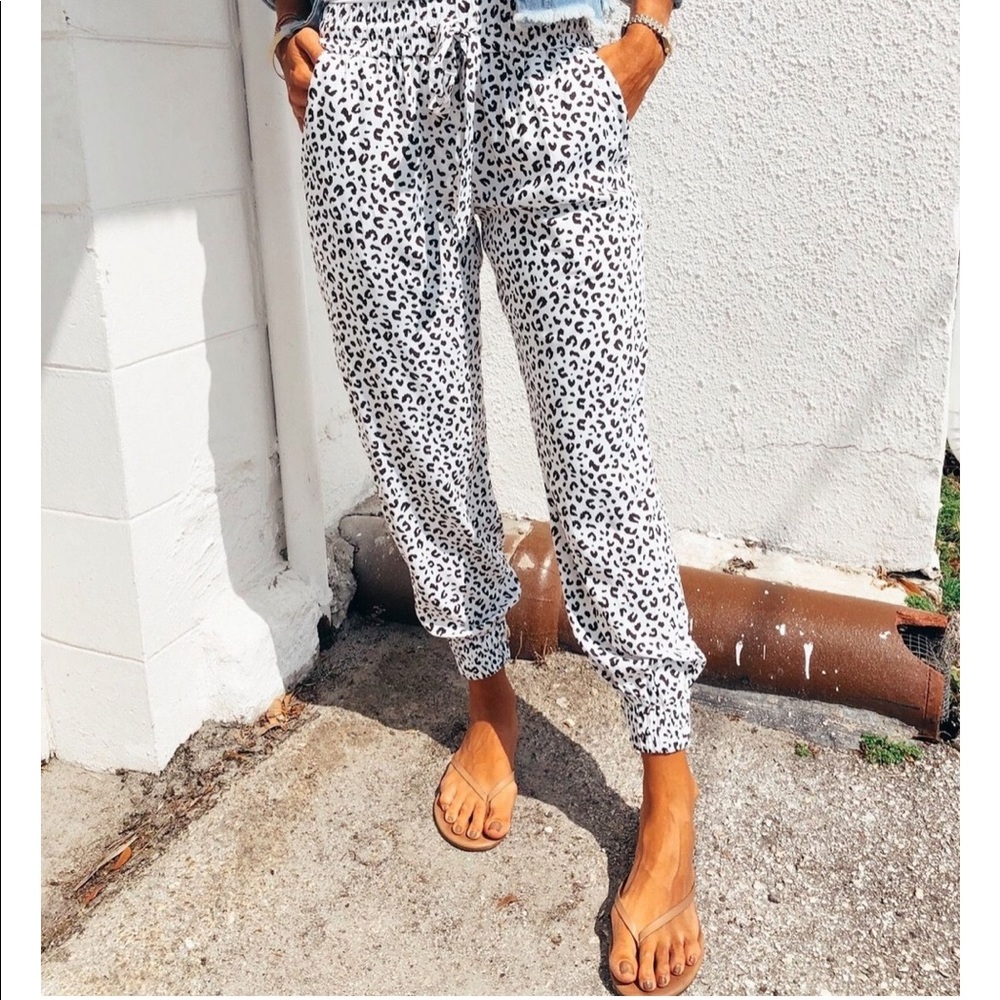 Melesy leopard print joggers